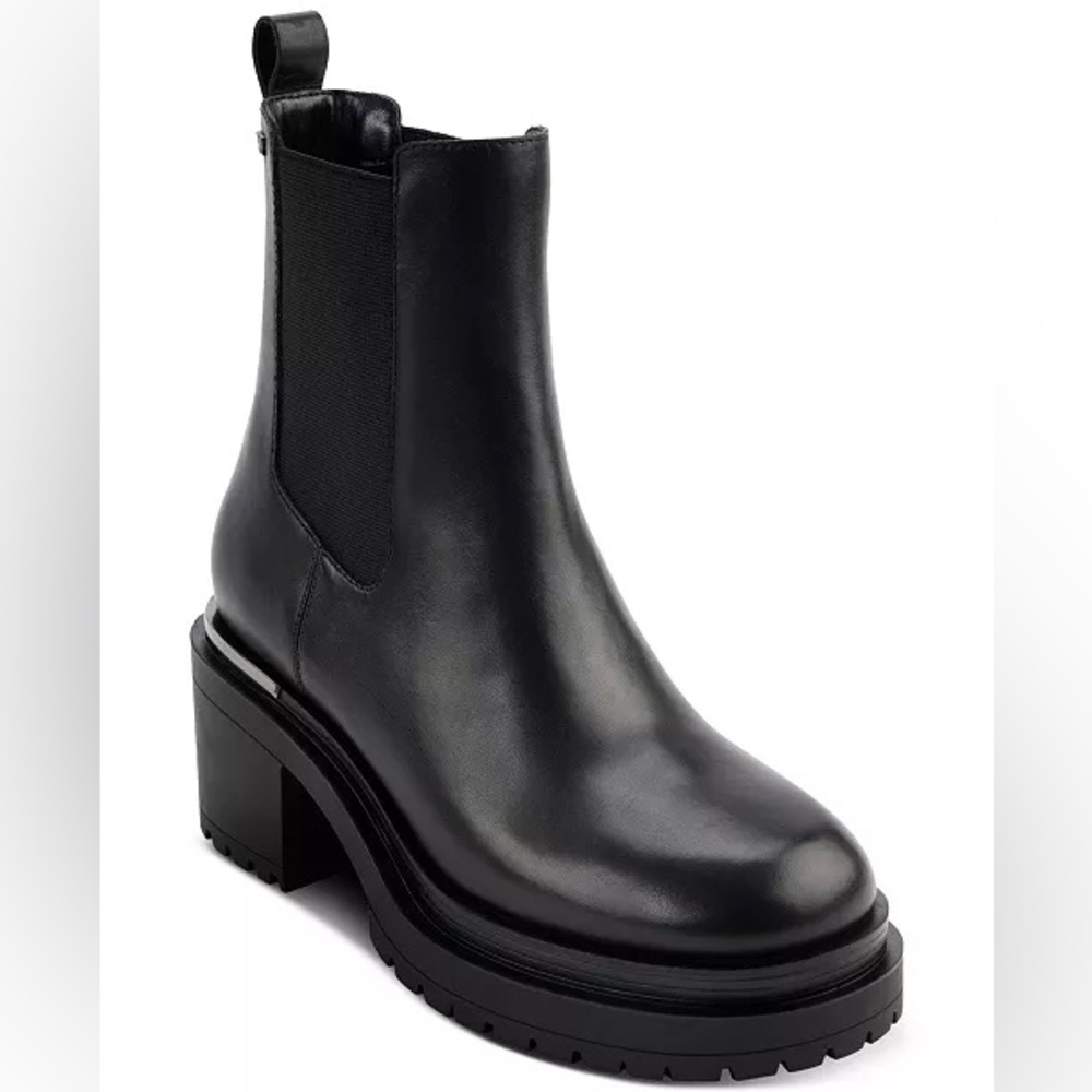 DKNY Patria Chelsea Black Chunky Lug Sole Leather Boots Sz 7 BNWB